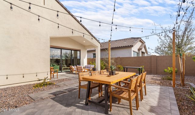 557 E Grayling Road, San Tan Valley, AZ 85140
