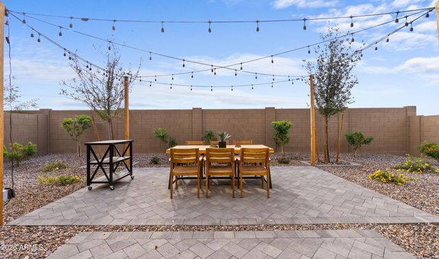 557 E Grayling Road, San Tan Valley, AZ 85140
