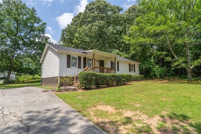 5240 Emmett Still Road, Loganville, GA 30052