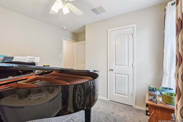 756 Monarch, Seguin, TX 78155