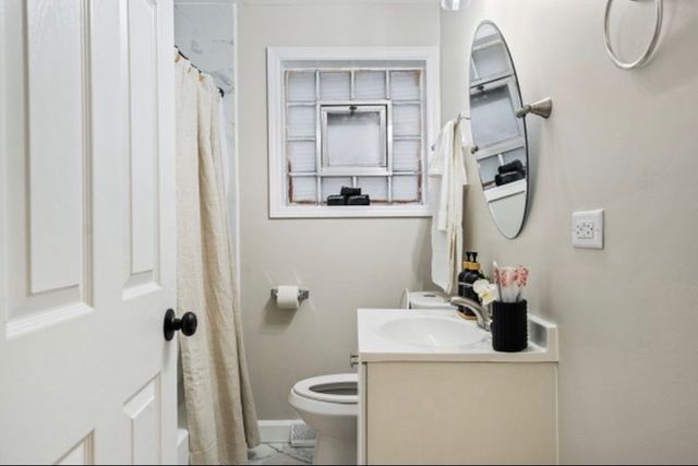 3222 S 52nd Court, Cicero, IL 60804