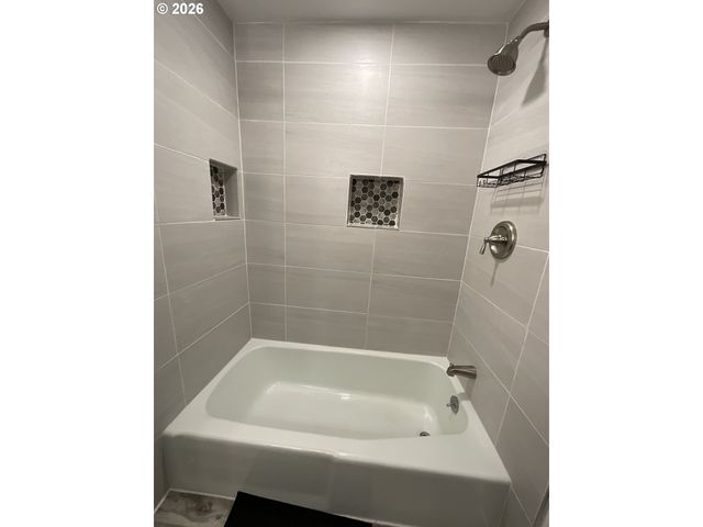 223 N 13TH Ave, Cornelius, OR 97113
