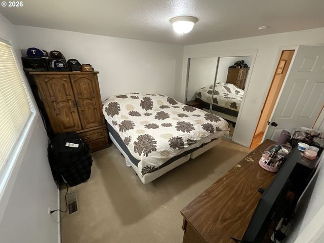 223 N 13TH Ave, Cornelius, OR 97113