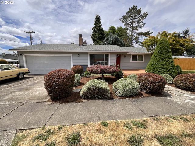 223 N 13TH Ave, Cornelius, OR 97113