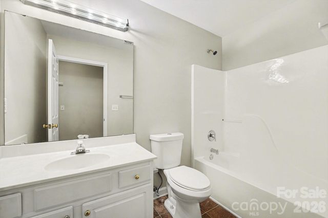 4718 Eastwycke Place Drive, Charlotte, NC 28215