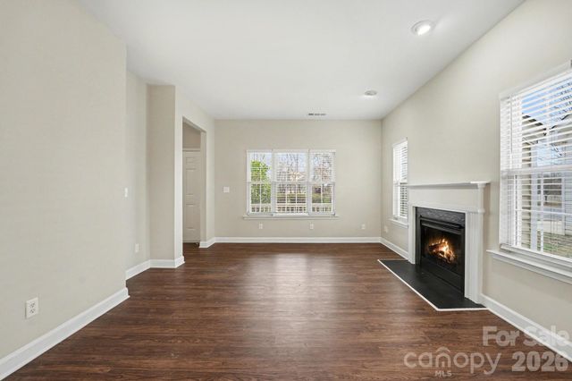 4718 Eastwycke Place Drive, Charlotte, NC 28215