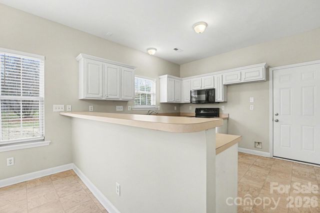 4718 Eastwycke Place Drive, Charlotte, NC 28215