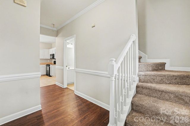 4718 Eastwycke Place Drive, Charlotte, NC 28215