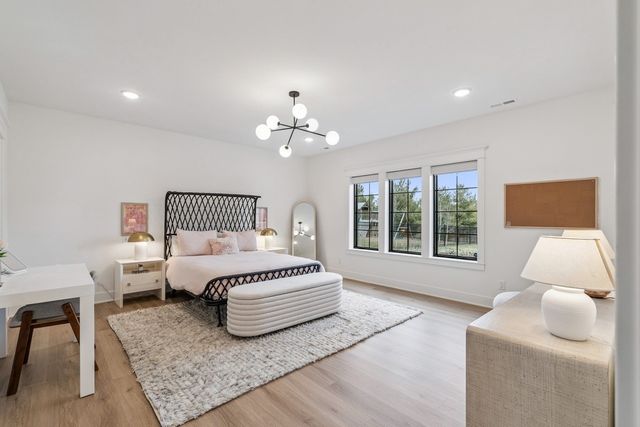 16109 Goodman Court, Urbandale, IA 50323