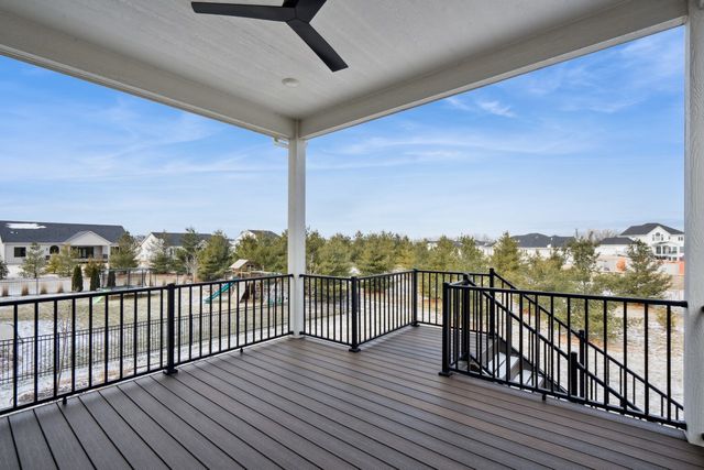 16109 Goodman Court, Urbandale, IA 50323