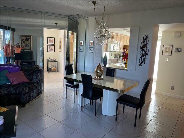 333 NE 21 Avenue 304, Deerfield Beach, FL 33441