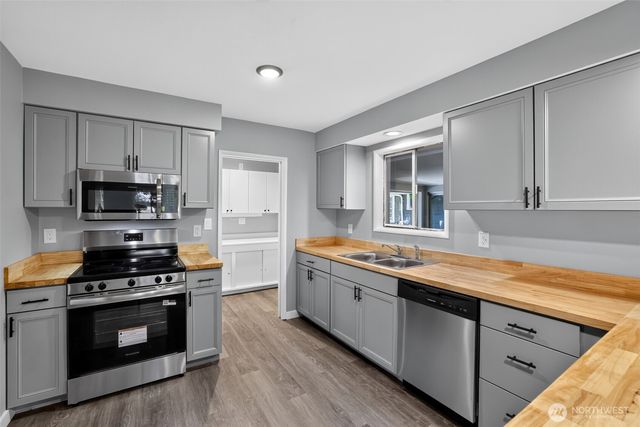 2025 Olympia Way, Longview, WA 98632