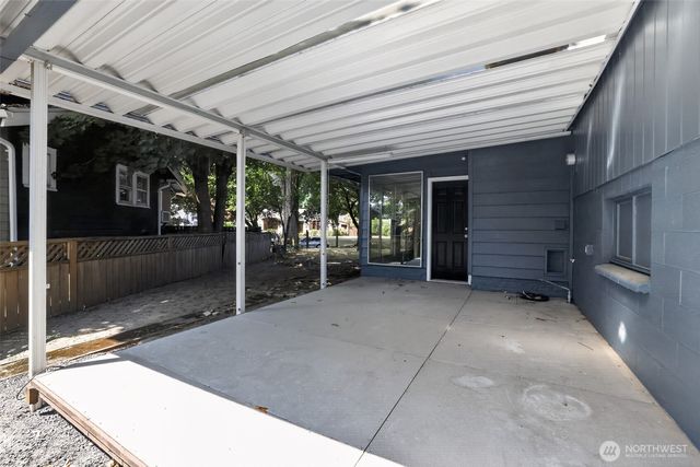2025 Olympia Way, Longview, WA 98632