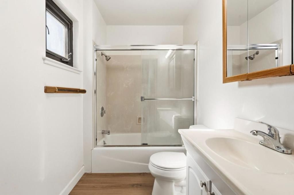 Image 16 of property listing at 857 7th Avenue, San Bruno, CA 94066