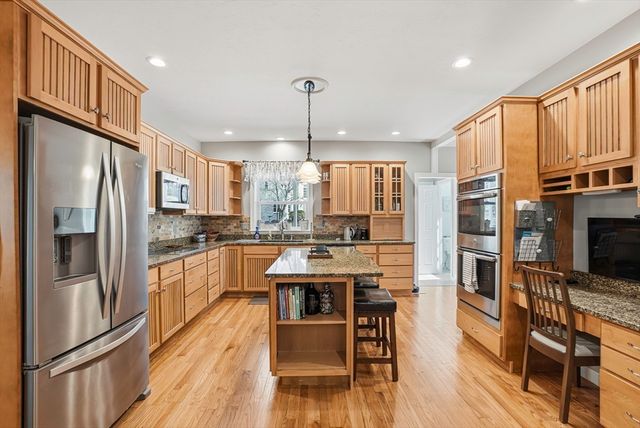 8 Leah Lane, Milford, MA 01757