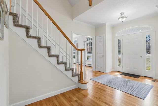 8 Leah Lane, Milford, MA 01757