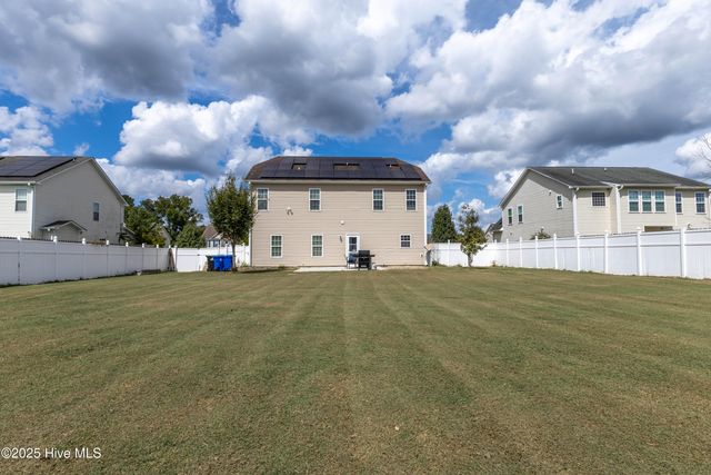 126 Landover Drive, Richlands, NC 28574