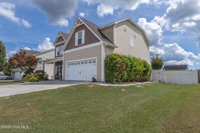 126 Landover Drive, Richlands, NC 28574