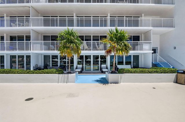 3546 S Ocean Boulevard 203, South Palm Beach, FL 33480