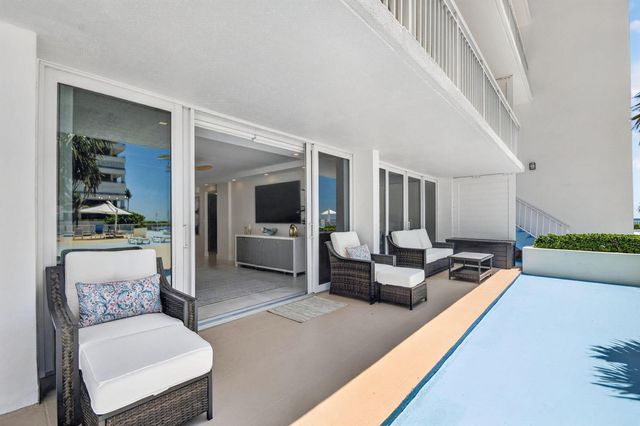 3546 S Ocean Boulevard 203, South Palm Beach, FL 33480