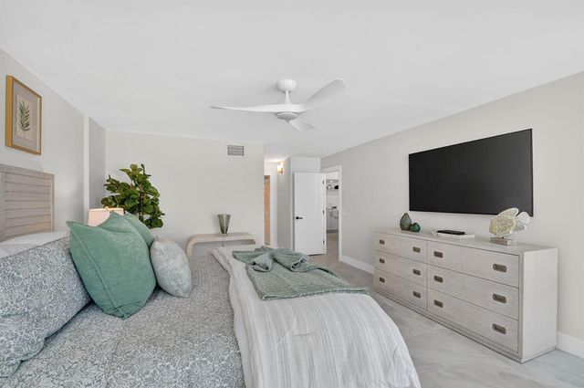 3546 S Ocean Boulevard 203, South Palm Beach, FL 33480