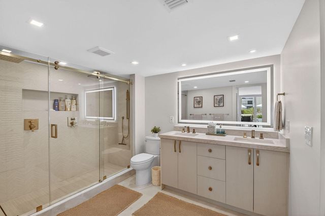 3546 S Ocean Boulevard 203, South Palm Beach, FL 33480