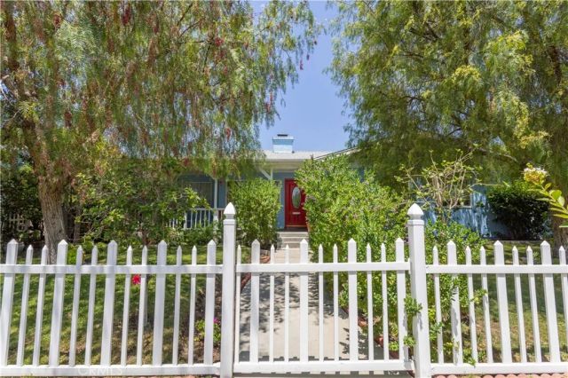 14157 Terra Bella Street, Arleta, CA 91331