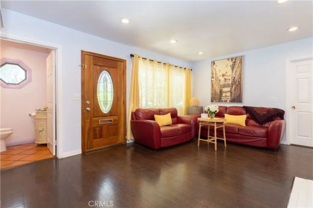 14157 Terra Bella Street, Arleta, CA 91331