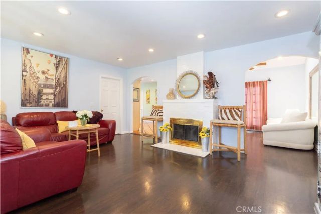 14157 Terra Bella Street, Arleta, CA 91331