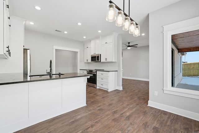 205 Michelle Drive, Beebe, AR 72012