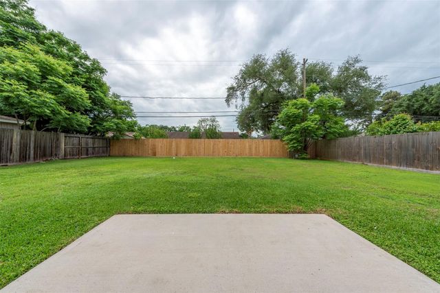 5741 Alvarado Drive, Houston, TX 77035