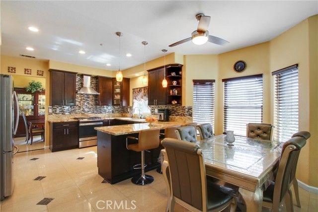 14573 Calgary, Fontana, CA 92336