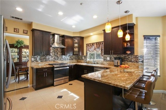 14573 Calgary, Fontana, CA 92336