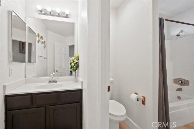 14573 Calgary, Fontana, CA 92336