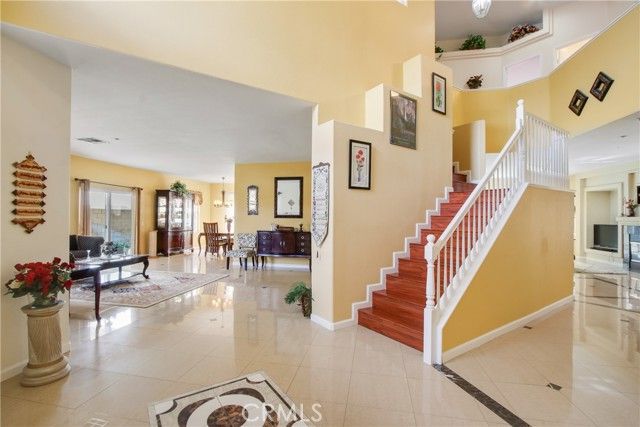 14573 Calgary, Fontana, CA 92336