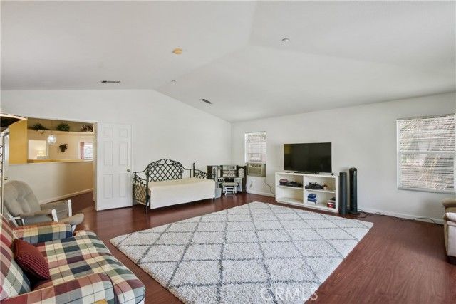 14573 Calgary, Fontana, CA 92336