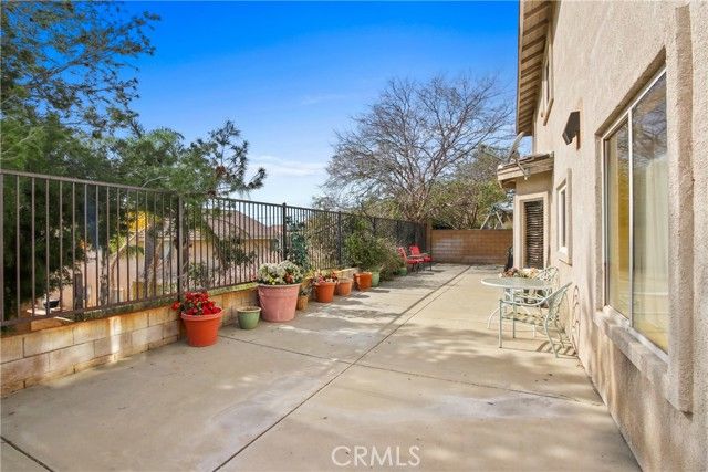 14573 Calgary, Fontana, CA 92336