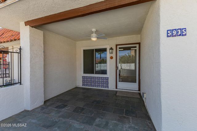 5935 E Sun County Boulevard, Tucson, AZ 85712