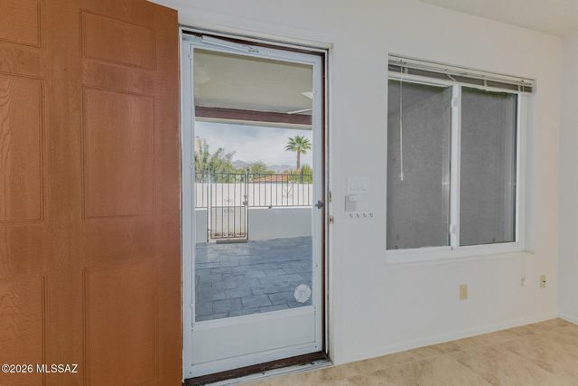 5935 E Sun County Boulevard, Tucson, AZ 85712