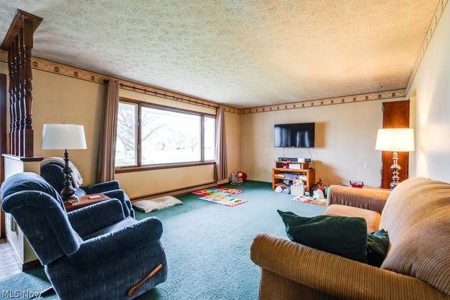 454 Westwood Avenue, Wadsworth, OH 44281