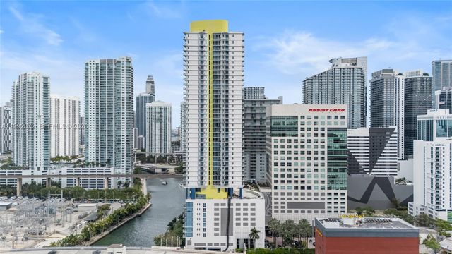 185 SW 7th St 3414, Miami, FL 33130