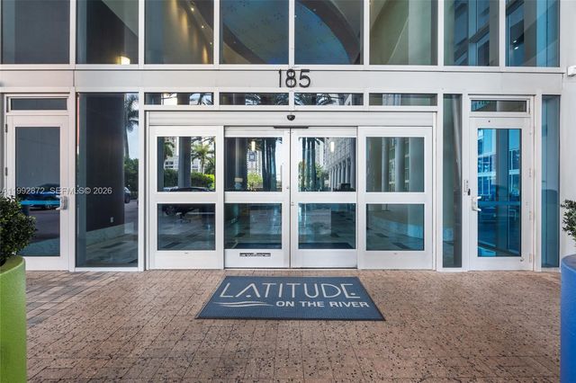 185 SW 7th St 3414, Miami, FL 33130