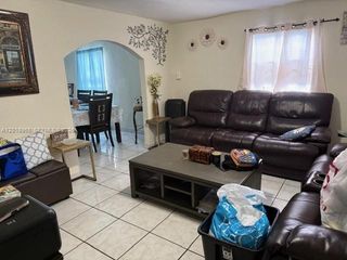 5328 SW 18th Street, Hollywood, FL 33023