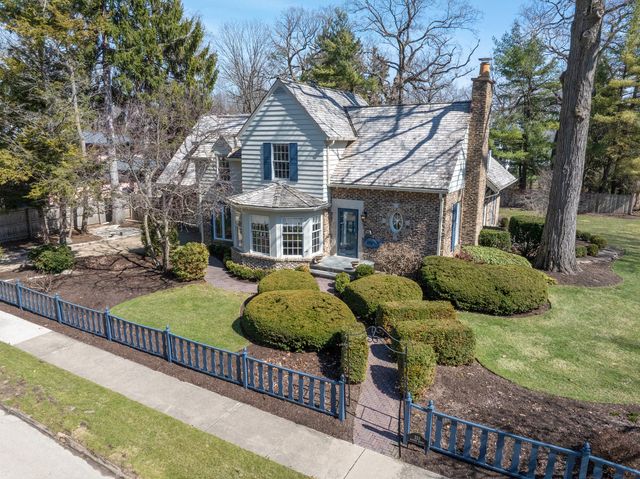 333 Simpson Street, Lake Bluff, IL 60044