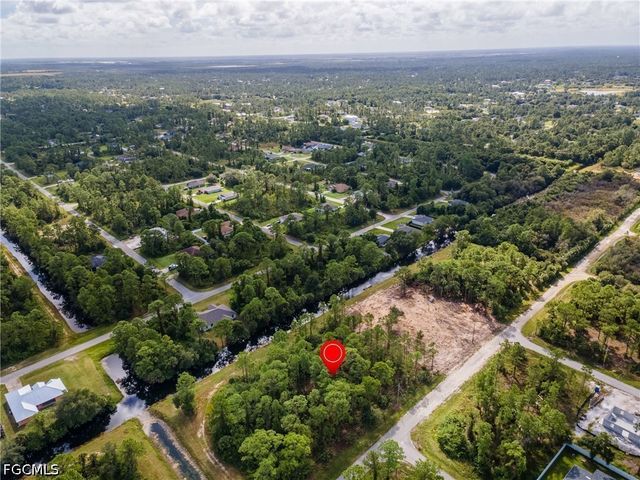 231 Thornton AVE S, Lehigh Acres, FL 33974