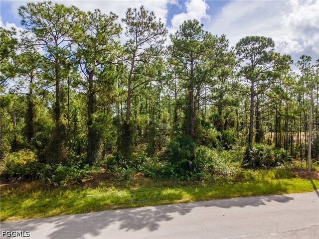 231 Thornton AVE S, Lehigh Acres, FL 33974