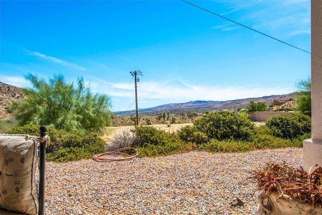 7495 Canyon Drive, Yucca Valley, CA 92284