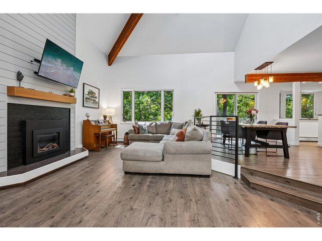 1736 W Barberry Cir, Louisville, CO 80027
