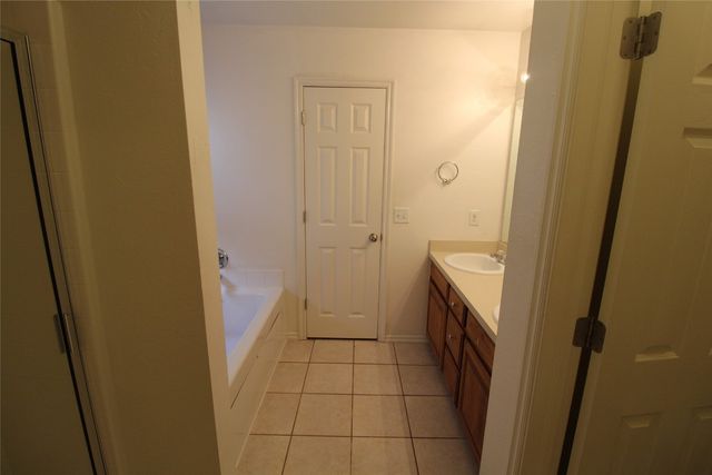 2821 Edgemere Drive, Norman, OK 73071
