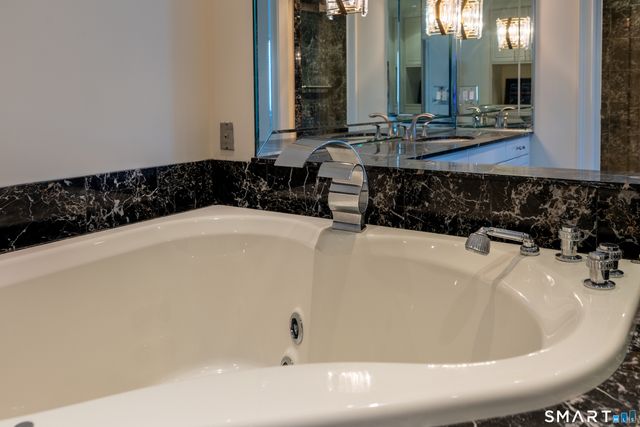 3200 Park Avenue 5F1, Bridgeport, CT 06604